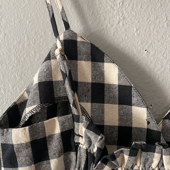 Black & White Gingham Top - Picture 6 of 12